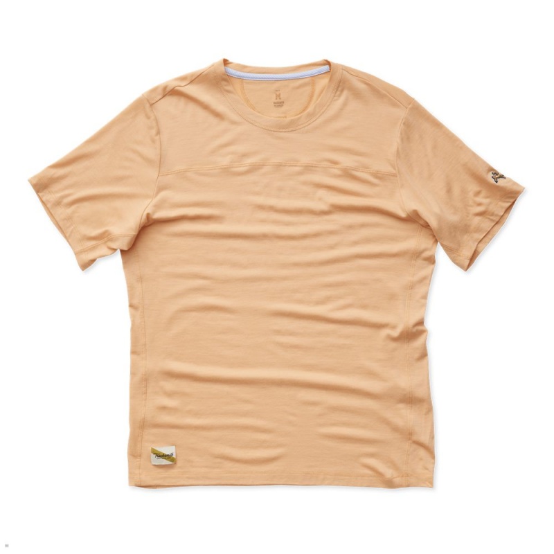 Coral Tracksmith Harrier Men\'s Tee | CPVMQ-2054