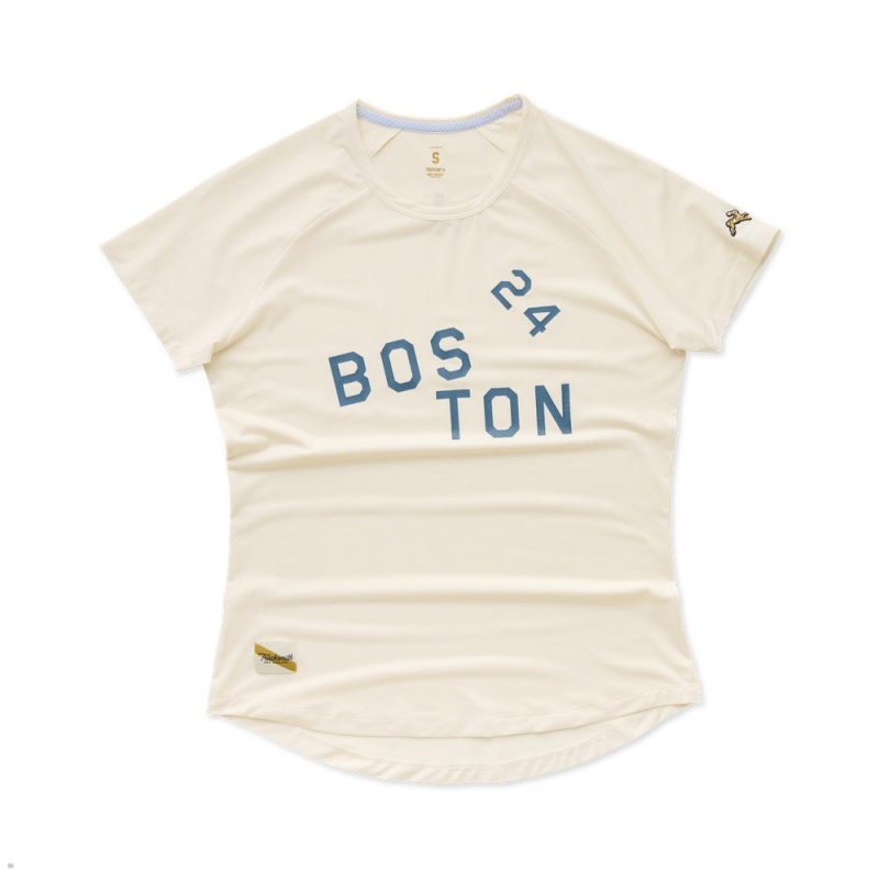 White Tracksmith Boston Women\'s Tee | JTUFX-5872