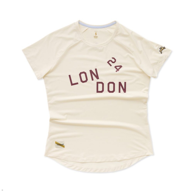 White Tracksmith London Women\'s Tee | DAMHJ-3465